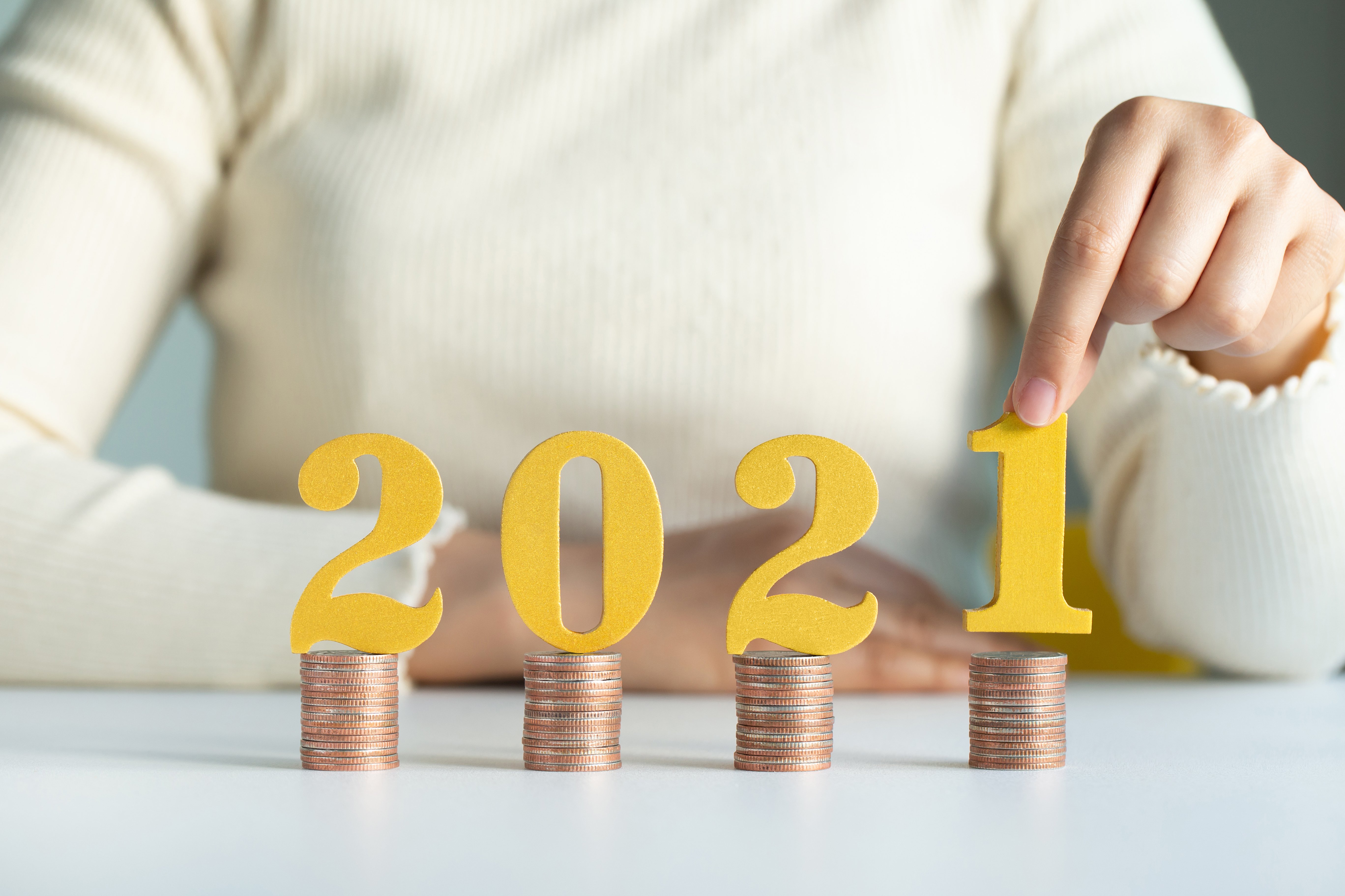 New Year financial resolutions for uncertain times.